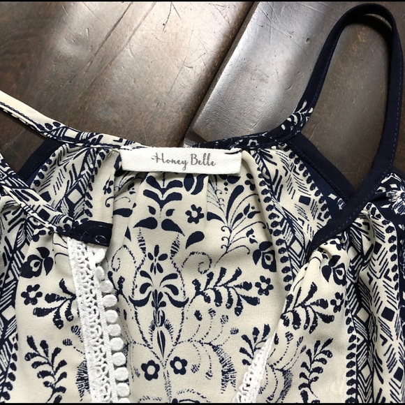 Honey Belle Flowy Floral Tank Top - Picture 5 of 5